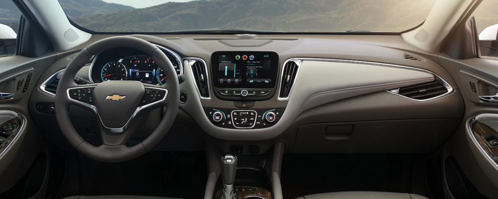 The interior of the 2018 Chevy Malibu in a blog about used cars