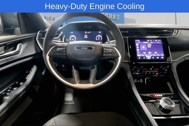 2025 Jeep Grand Cherokee Laredo X 4x4