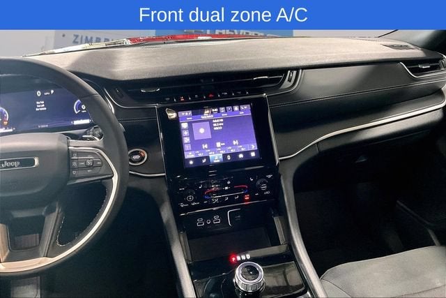 2025 Jeep Grand Cherokee Laredo X 4x4