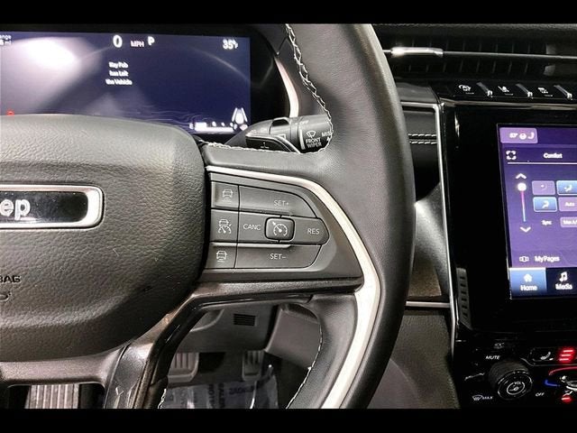 2022 Jeep Grand Cherokee L Altitude 4x4