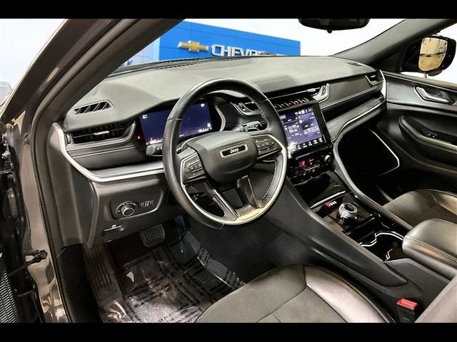 2022 Jeep Grand Cherokee L Altitude 4x4
