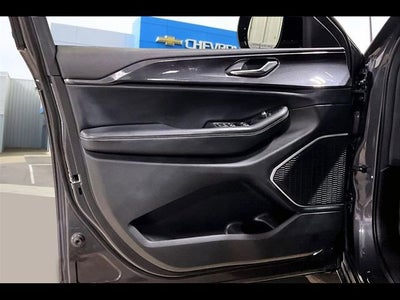 2022 Jeep Grand Cherokee L Altitude 4x4