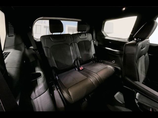 2022 Jeep Grand Cherokee L Altitude 4x4