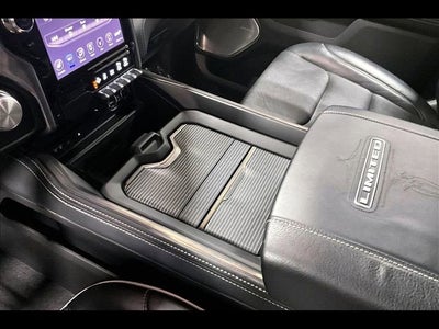 2019 RAM 1500 Limited Crew Cab 4x4 5'7" Box