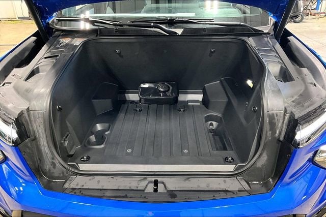 2025 Chevrolet Silverado EV RST - Photo 11