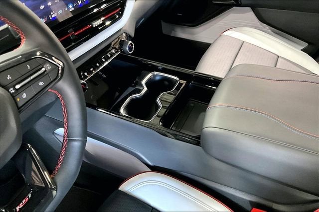 2025 Chevrolet Silverado EV RST - Photo 8