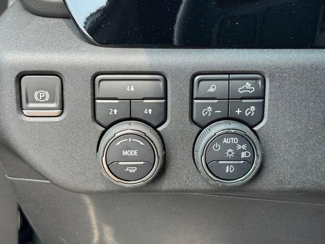 2025 Chevrolet Silverado 3500 HD LT