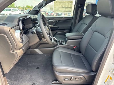 2025 Chevrolet Colorado WT/LT