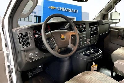 2025 Chevrolet Express Cargo WT