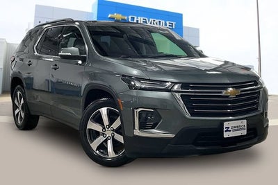 2023 Chevrolet Traverse LT Leather