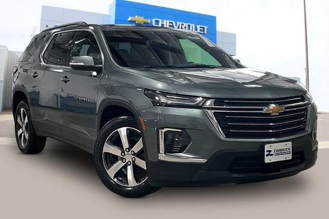 2023 Chevrolet Traverse LT Leather