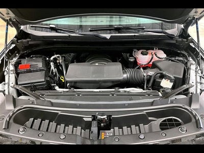 2025 Chevrolet Suburban LT