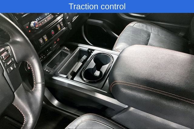 2020 Nissan TITAN Crew Cab PRO-4X 4x4