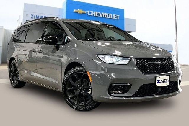 2025 Chrysler Pacifica