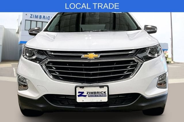 Used 2018 Chevrolet Equinox Premier with VIN 2GNAXNEXXJ6146781 for sale in Sun Prairie, WI