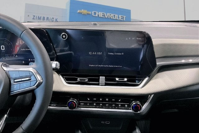 2027 Chevrolet Equinox LT - Photo 7