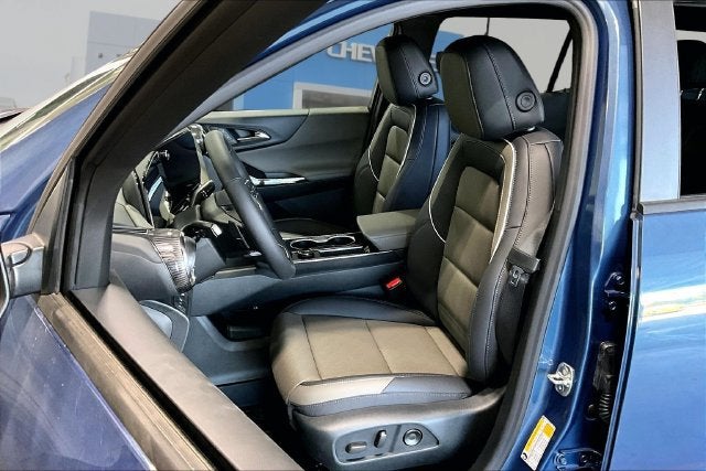 2027 Chevrolet Equinox LT - Photo 9
