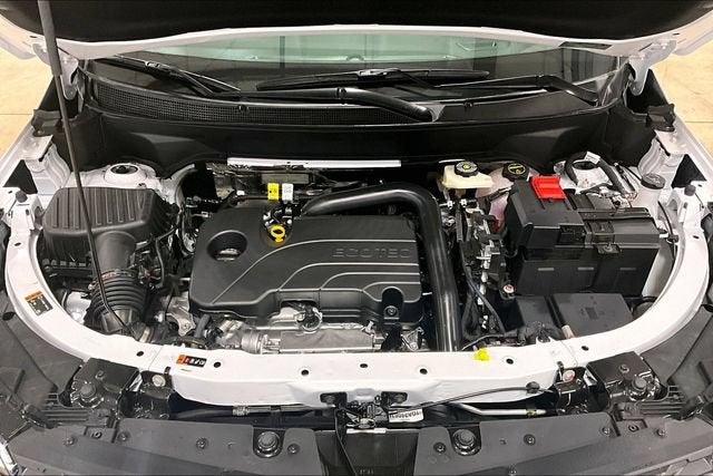 2027 Chevrolet Equinox LT - Photo 11