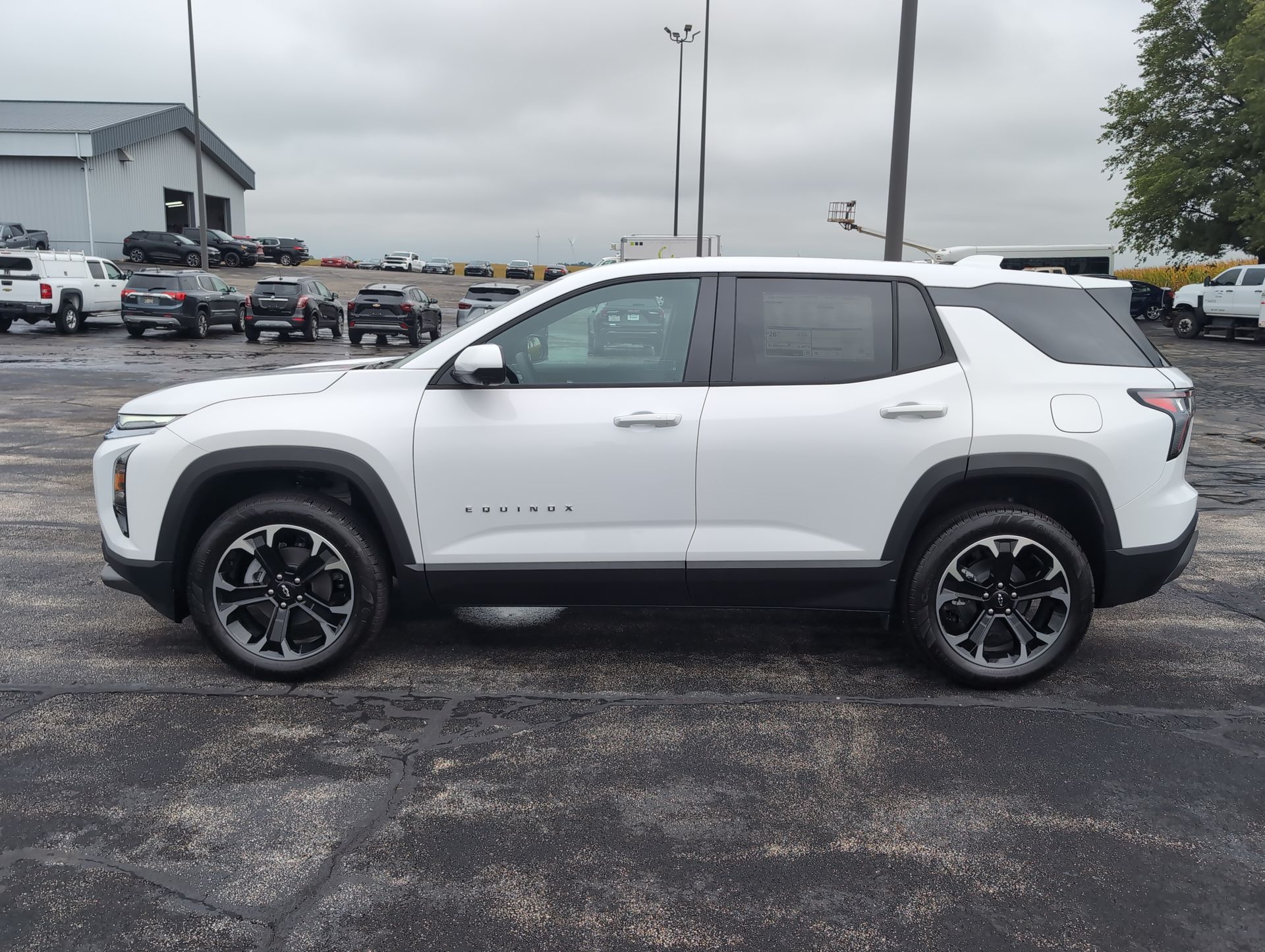 2027 Chevrolet Equinox LT