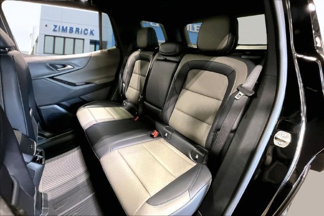 2027 Chevrolet Equinox LT - Photo 10
