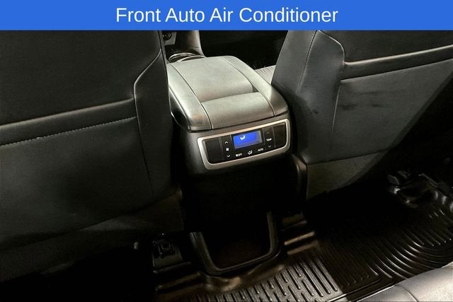 2016 Toyota Highlander LE V6