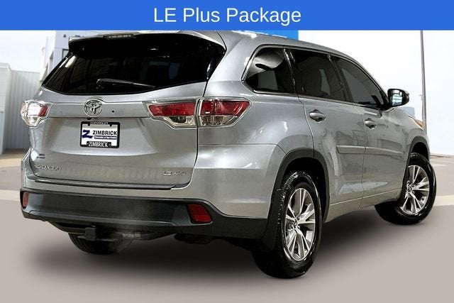 2016 Toyota Highlander LE V6