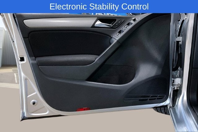 2011 Volkswagen Golf 2.5L 4-Door