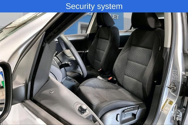 2011 Volkswagen Golf 2.5L 4-Door