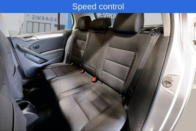 2011 Volkswagen Golf 2.5L 4-Door
